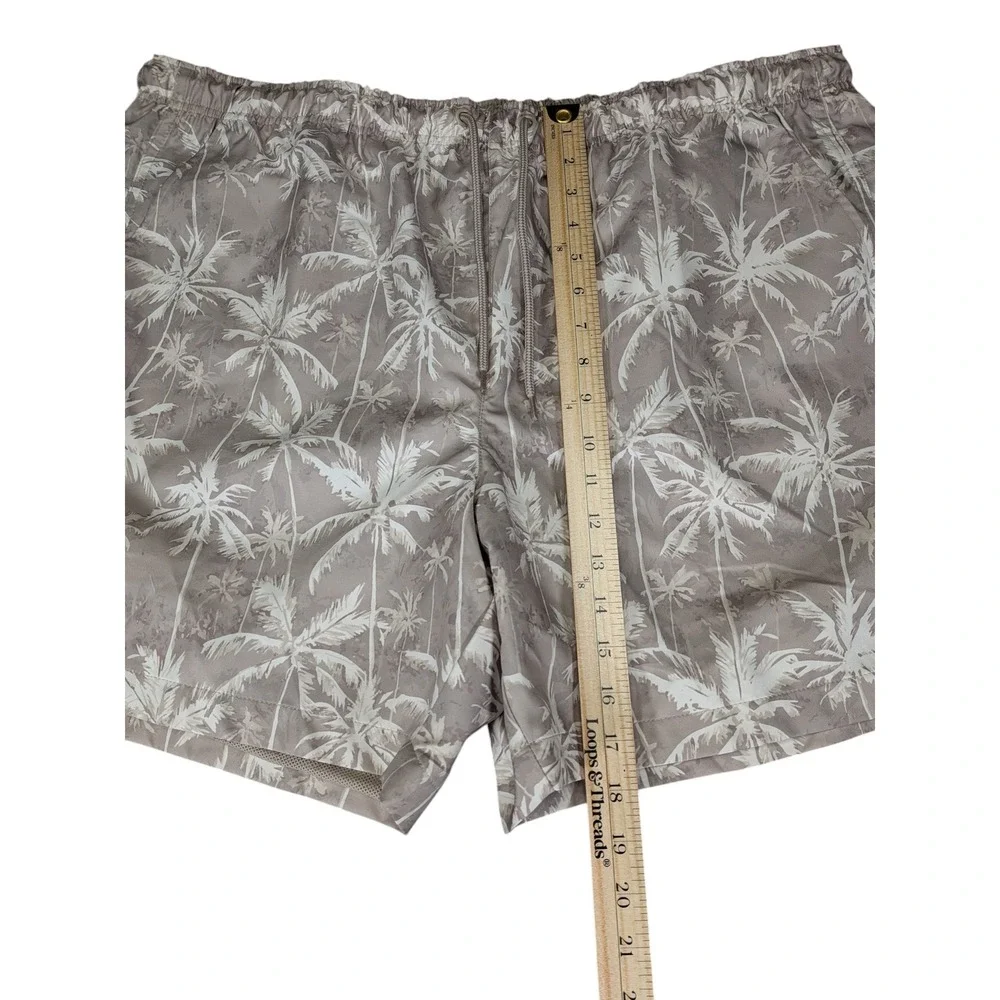 DSG Mens 2XL Rec Short Relaxed Fit 6 Inseam Palm Tree Print Tan White NWT
